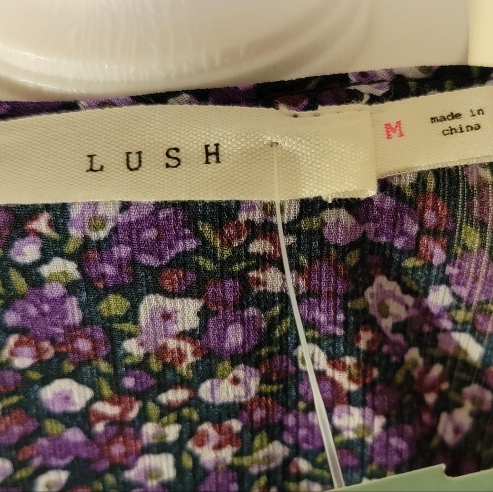 Lush Blouse - Picture 14 of 14
